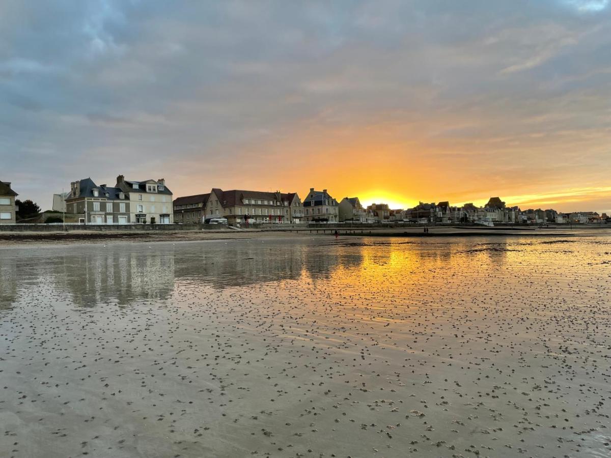 Le Clos Normand Saint-Aubin-Sur-Mer  Exterior foto