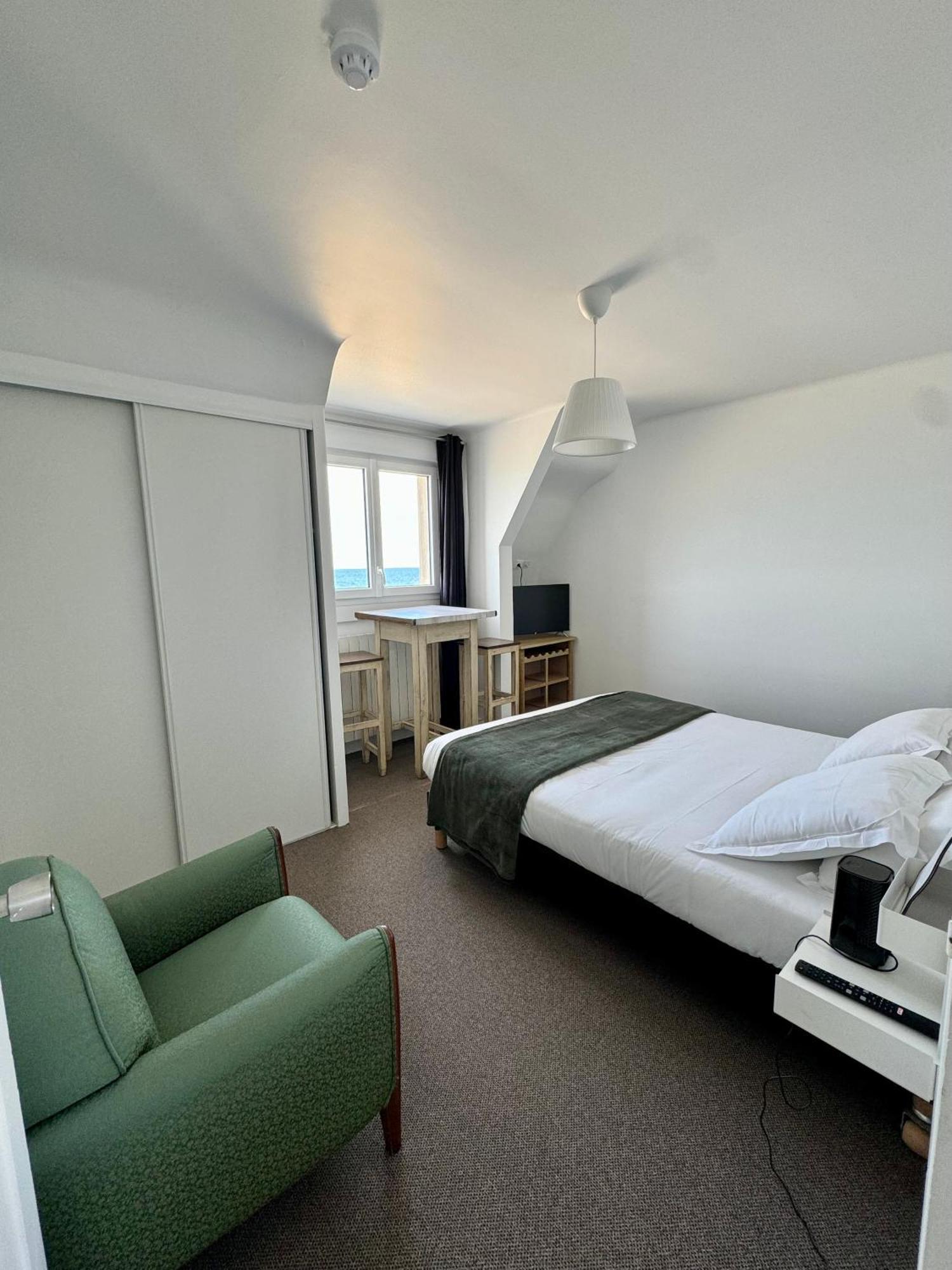 Le Clos Normand Saint-Aubin-Sur-Mer  Exterior foto