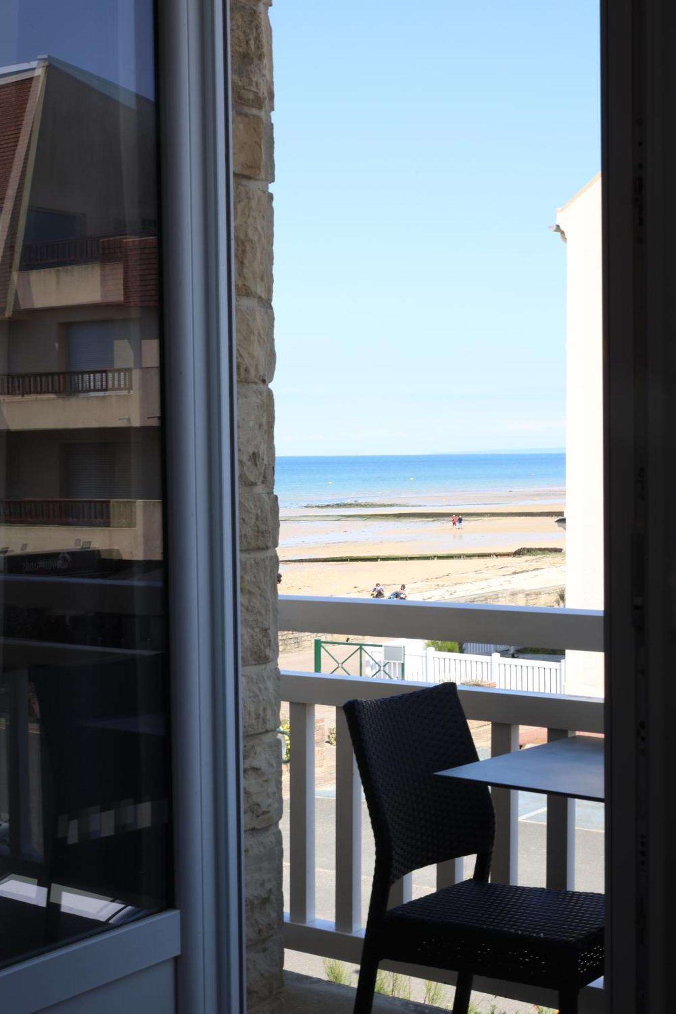 Le Clos Normand Saint-Aubin-Sur-Mer  Exterior foto